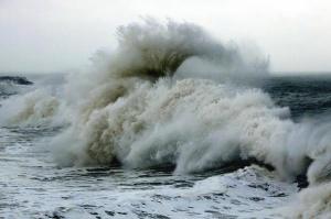 stormy-sea-wave